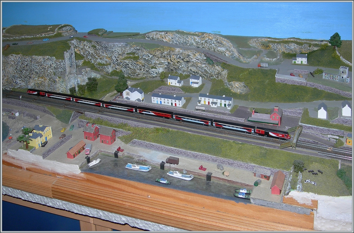 A LNER Inter-City 125 Class 43 service on my T Gauge Microbritannien Szenerie. 

03.02.2022