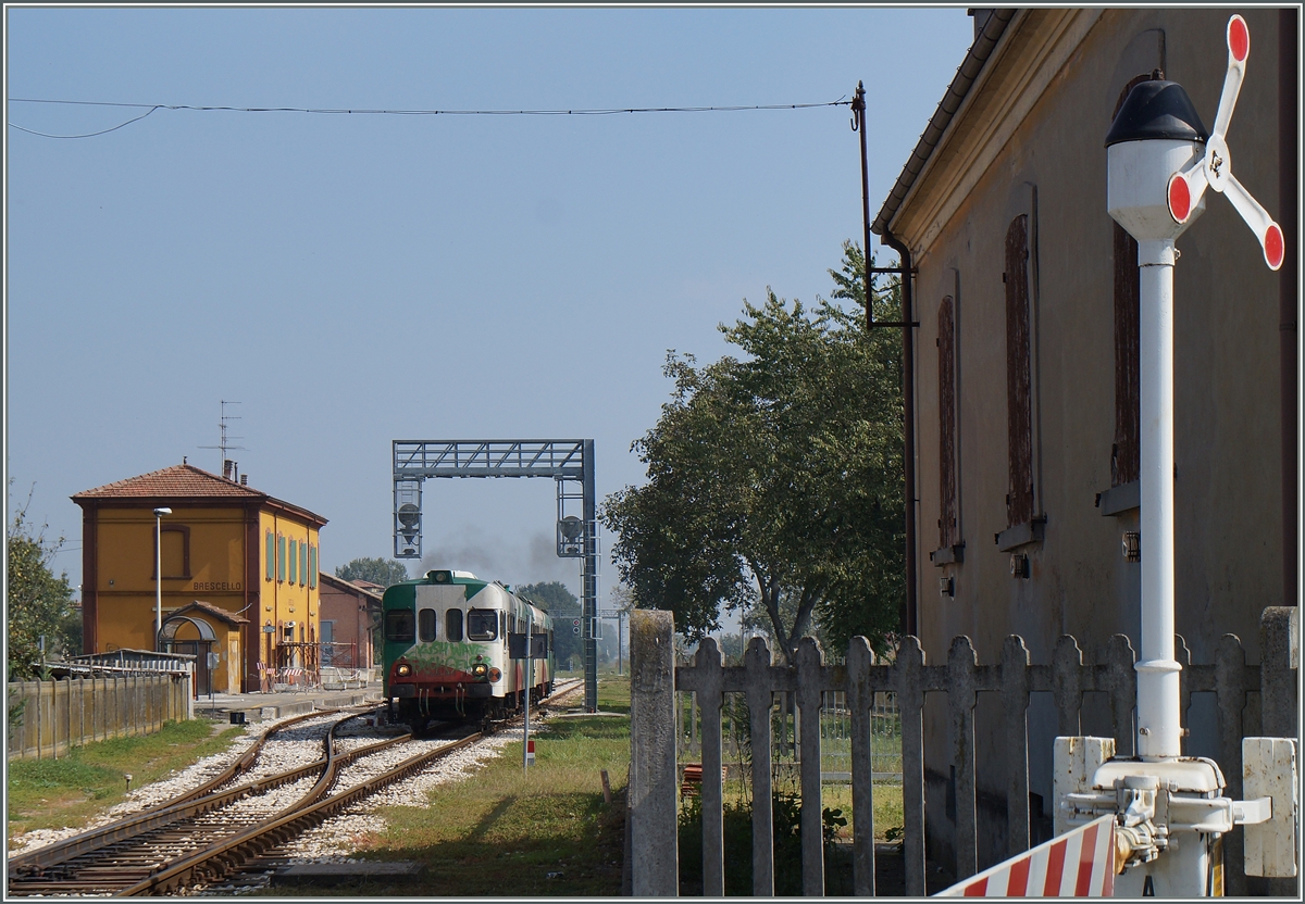 A locla trin to Parma is leaving Brescello.
22.09.2014