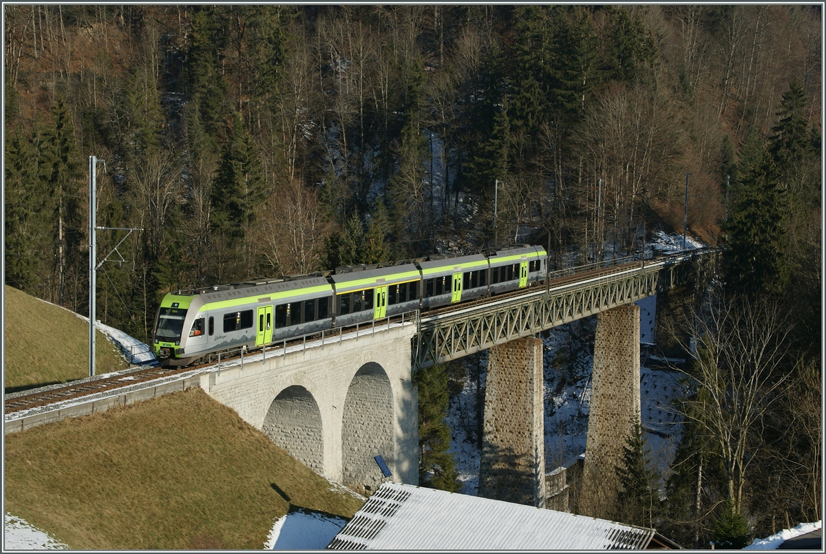 A  Lötschberger  near Weissenburg. 05.12.2013