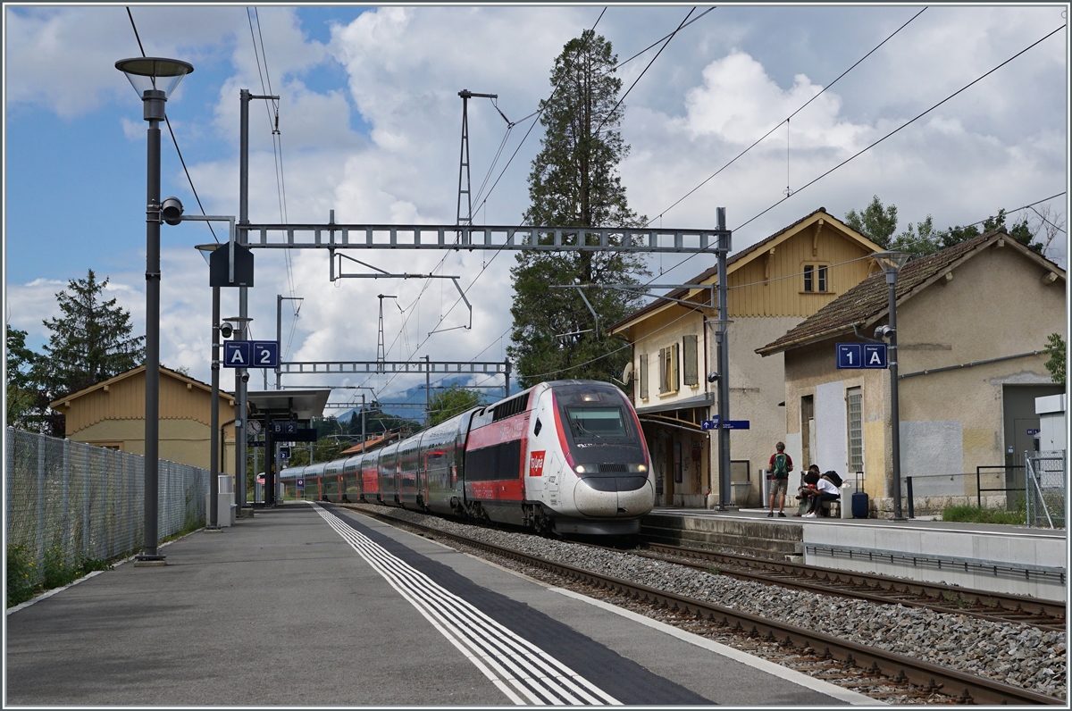 A Lyria TGV from Paris to Geneva in Satigny.

02.08.2021