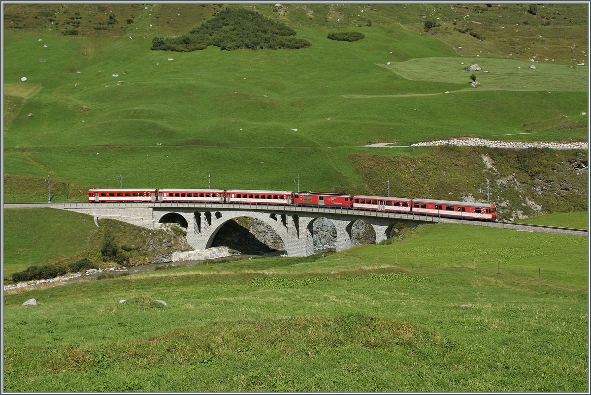 A MGB local train to Visp by Hospental.
29.08.2013