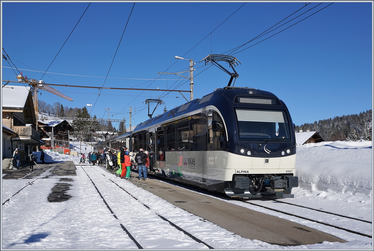 A MOB Alpina ABe 4/4 in Schönried.
13.02.2018