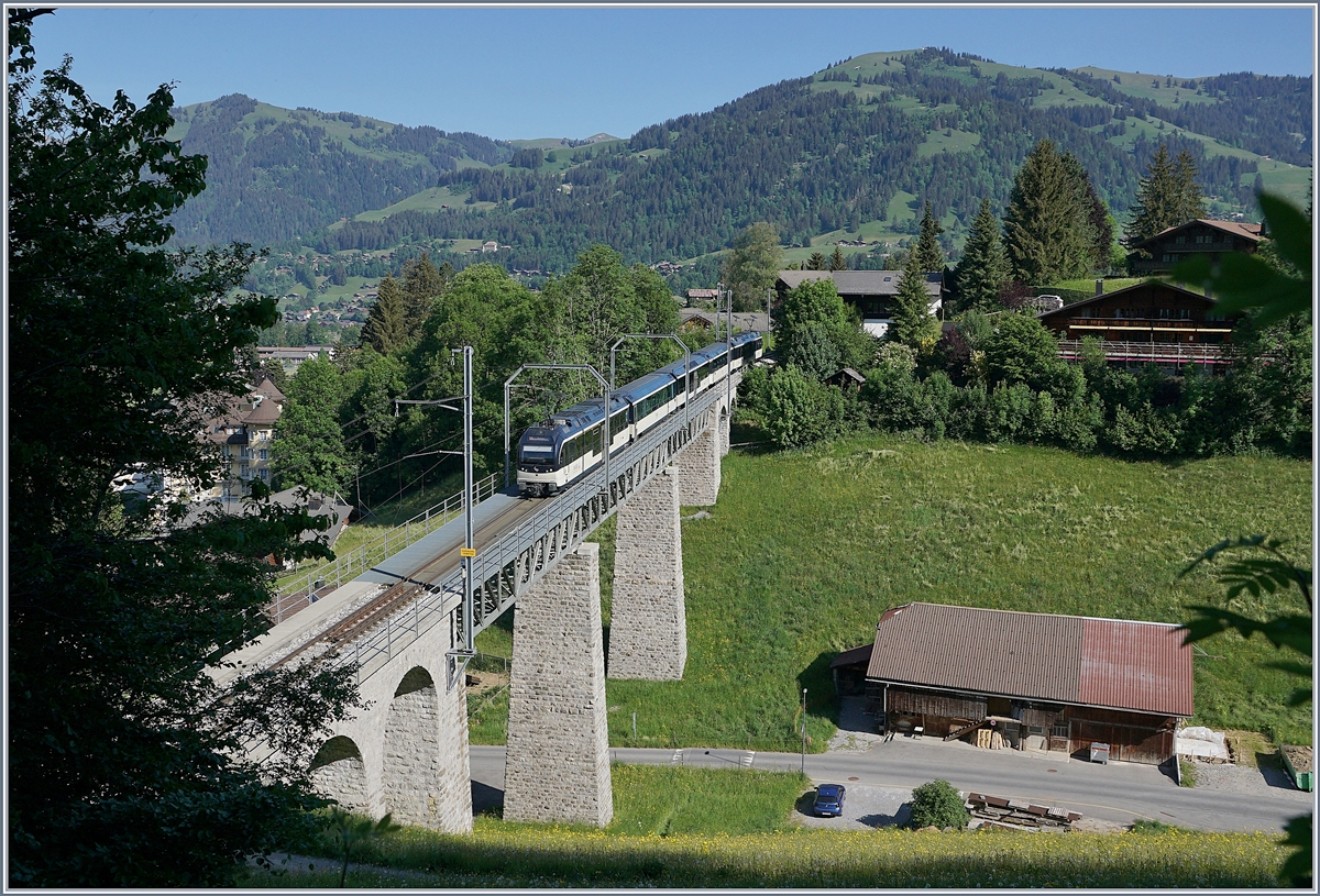 A MOB Alpina local train service from Zweisimmen to Montreux by Gstaad. 

02.06.2020