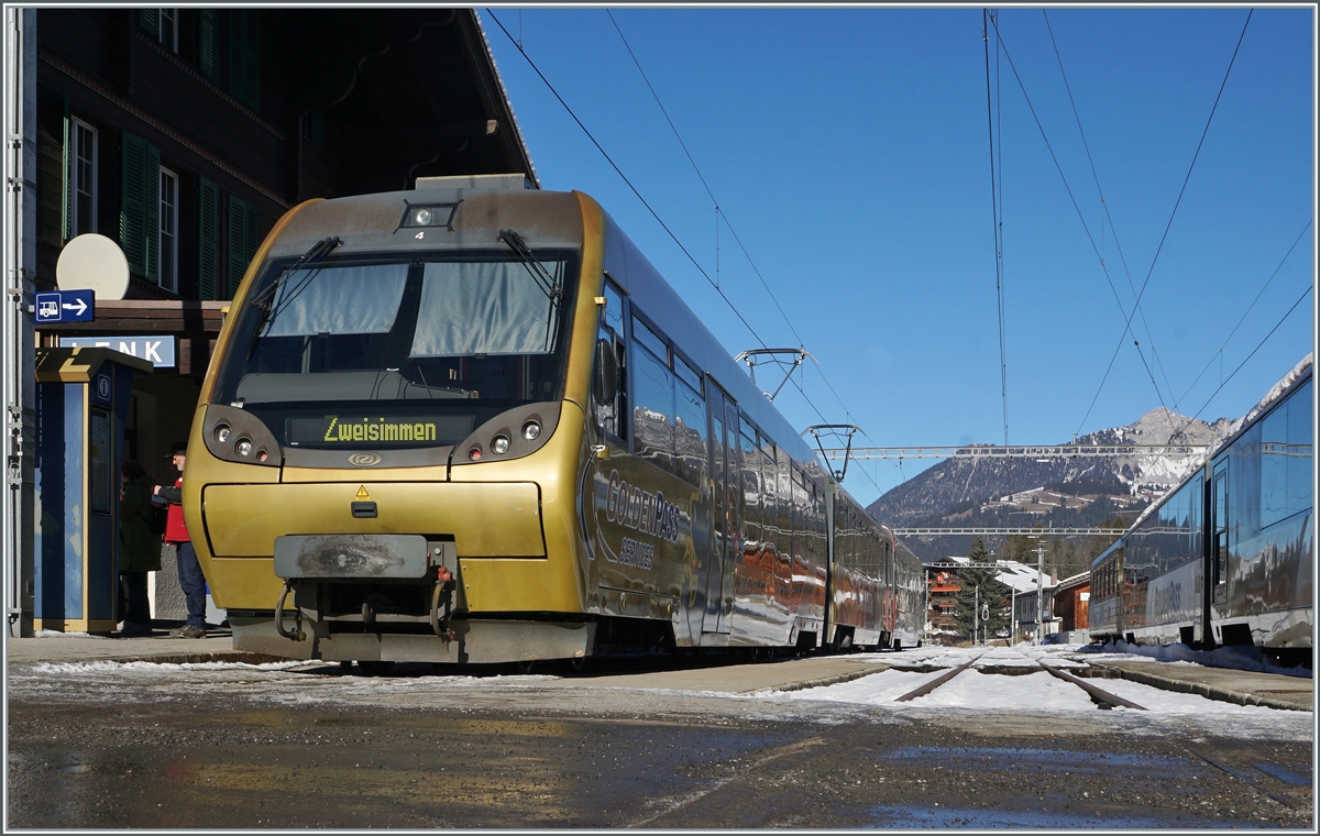 A MOB Be 4/4 (Lenkgerpendel) in Lenk im Simmental. 

25.01.2022 