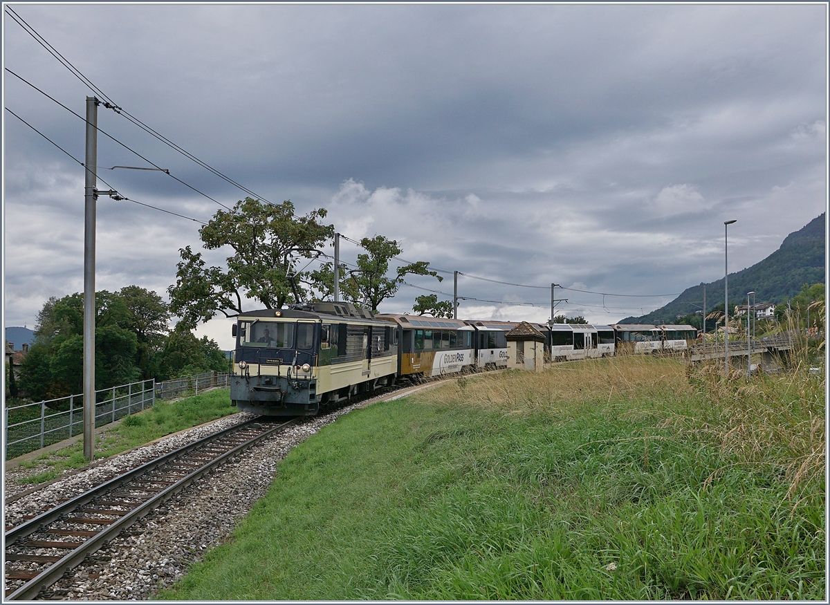 A MOB GDe 4/4 with a Panoramic-Express from Zweisimmen to Montreux by Châtelard VD. 

19.08.2019
