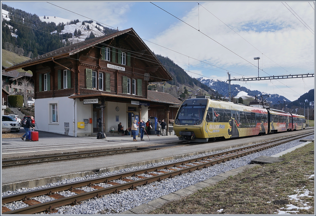 A MOB  Lenkerpendel  Be 4/4 in Rougemont. 

02.04.2018