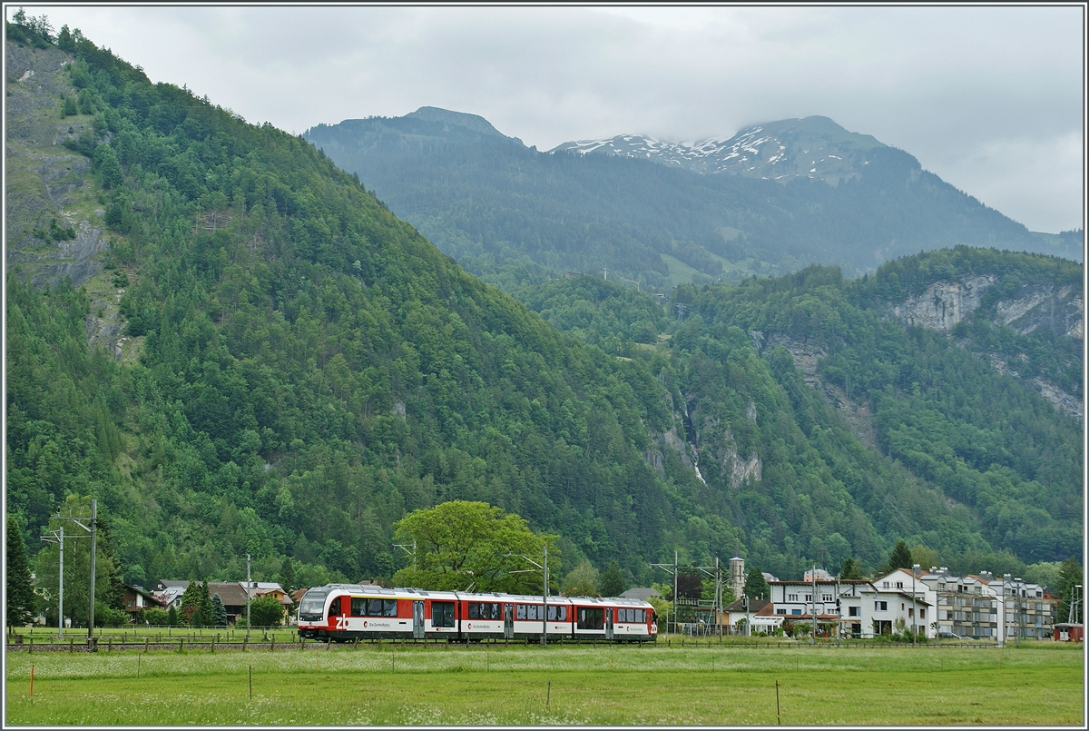 A new Fink on a test run by Meiringen.
01.06.2012