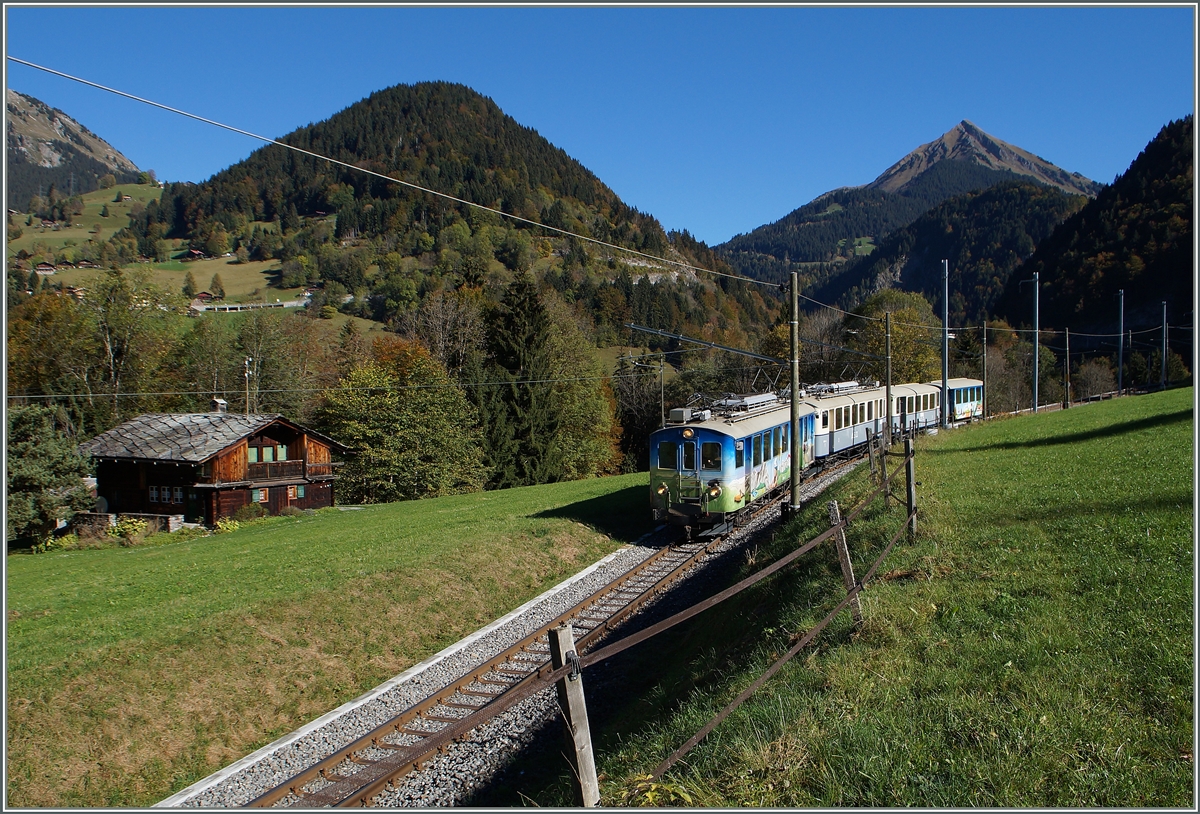 A old fashion ASD train near Le Sepey.
18.10.2014