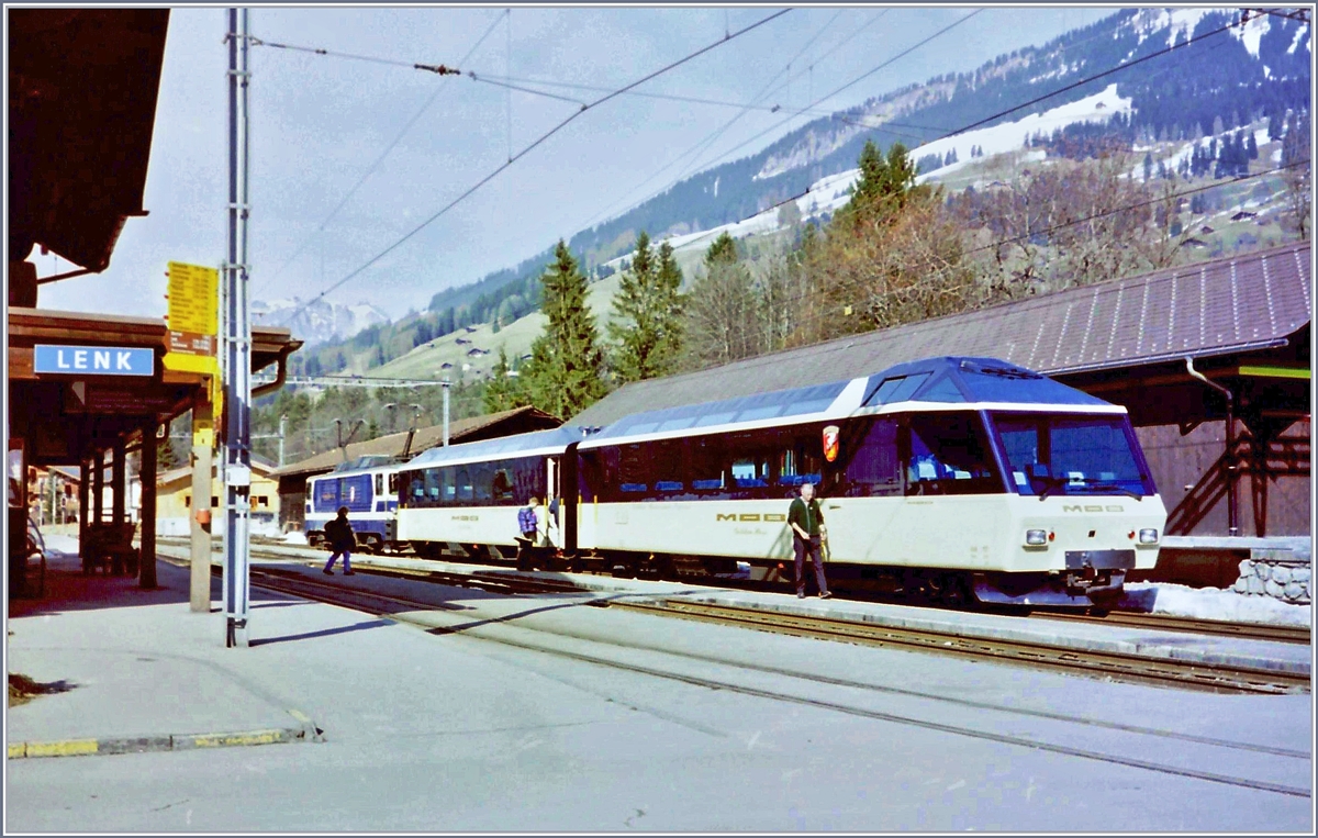 A old Picture from a MOB Panoramic Express in Lenk. 

Spring 1998