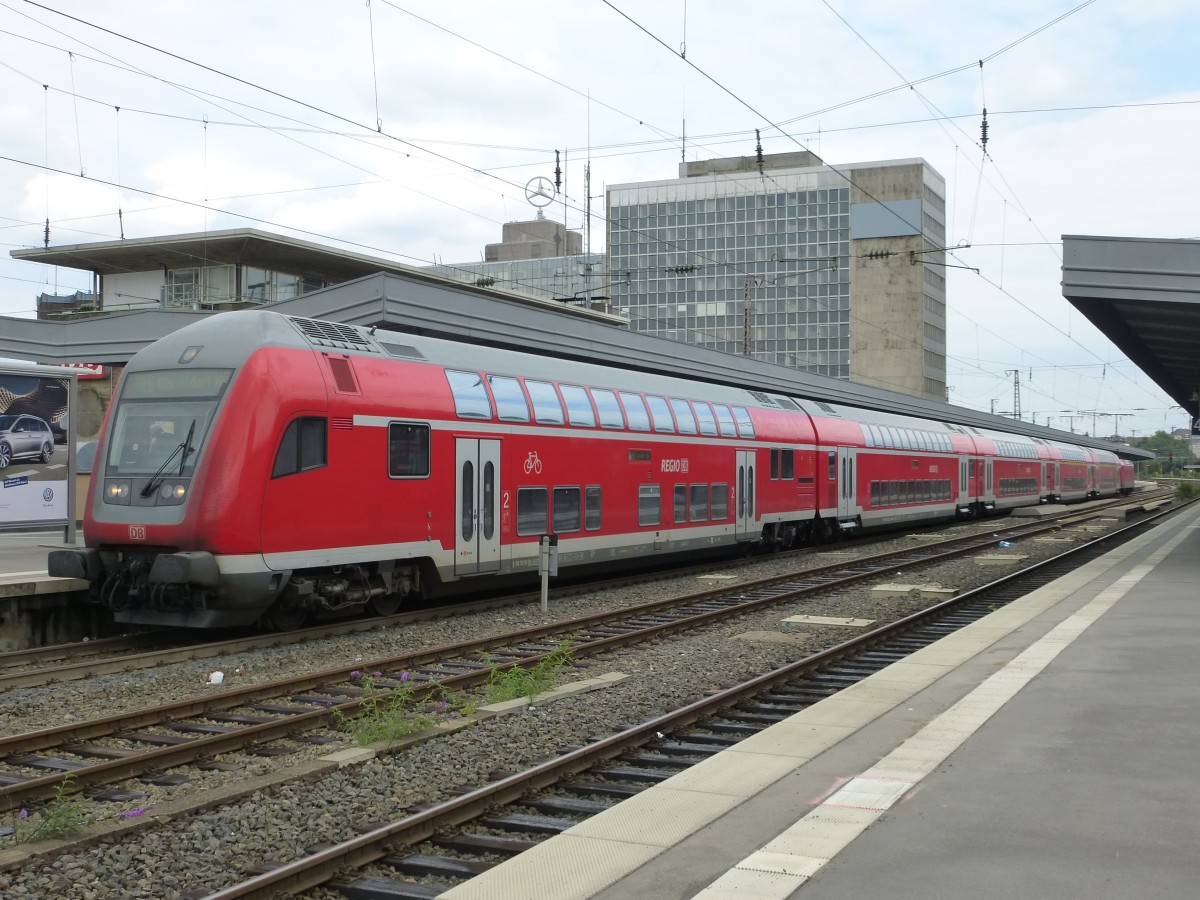 A RE6 to Dsseldorf is standing in Essen main station on August 20th 2013.