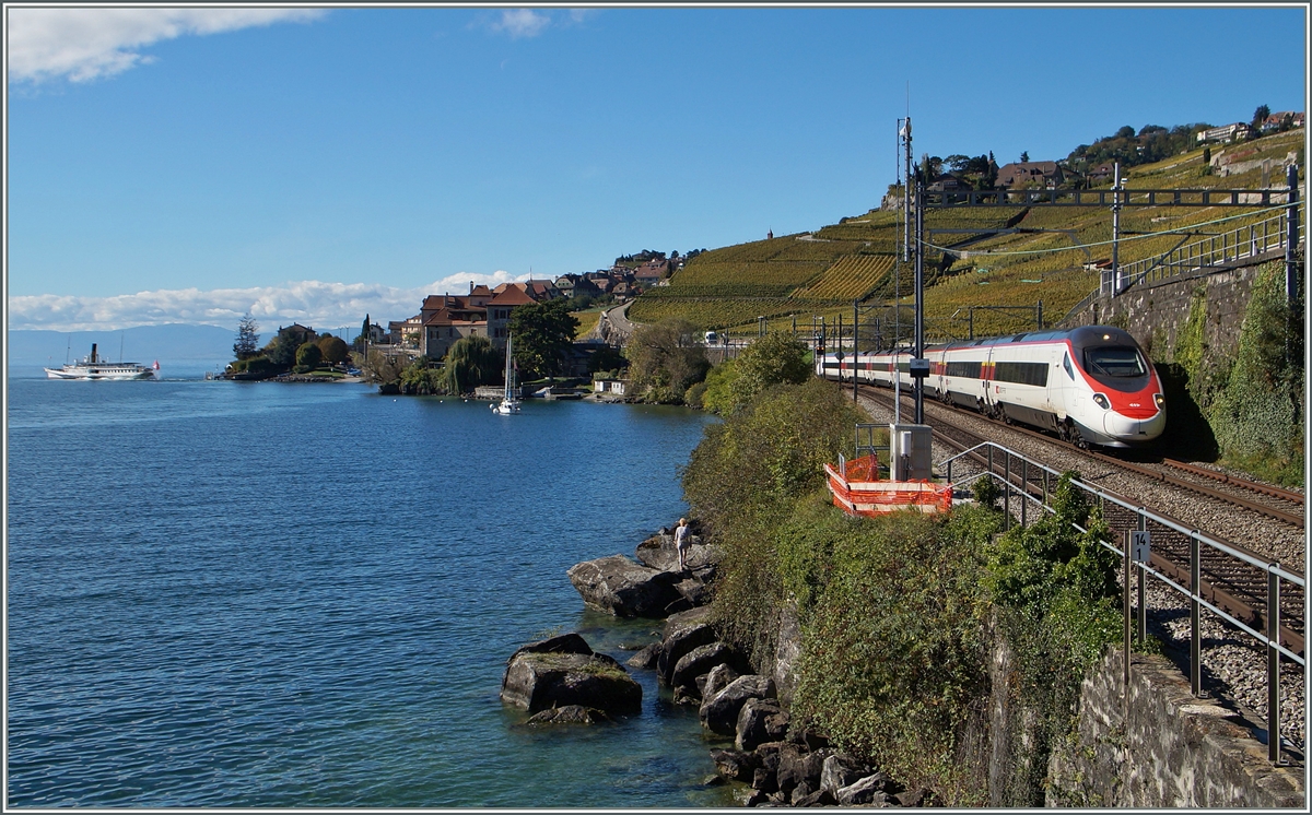 A SBB ETR 610 on the way to Milano between Rivaz and St Saphorin.
17.10.2014