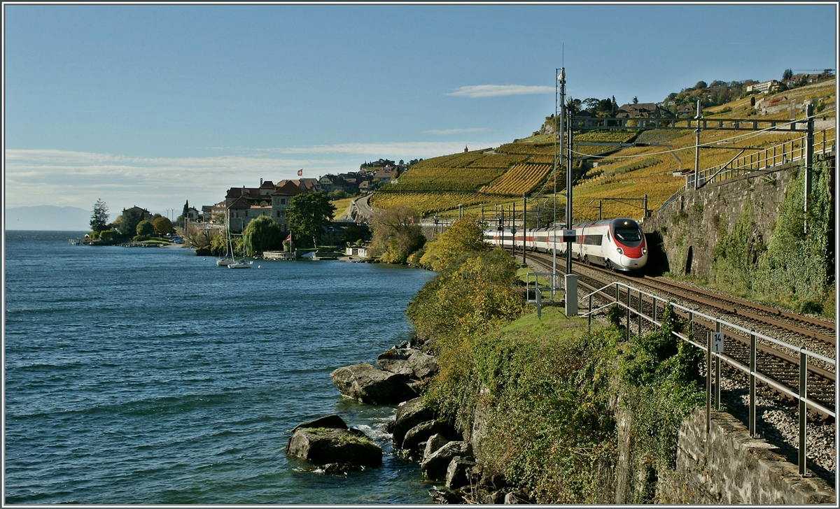A SBB ETR 610 to Milano by Rivaz.
28.10.2013