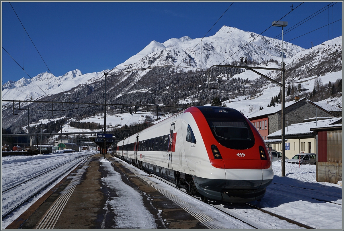 A SBB ICN in Airolo on the way to Lugano.
11.02.2016