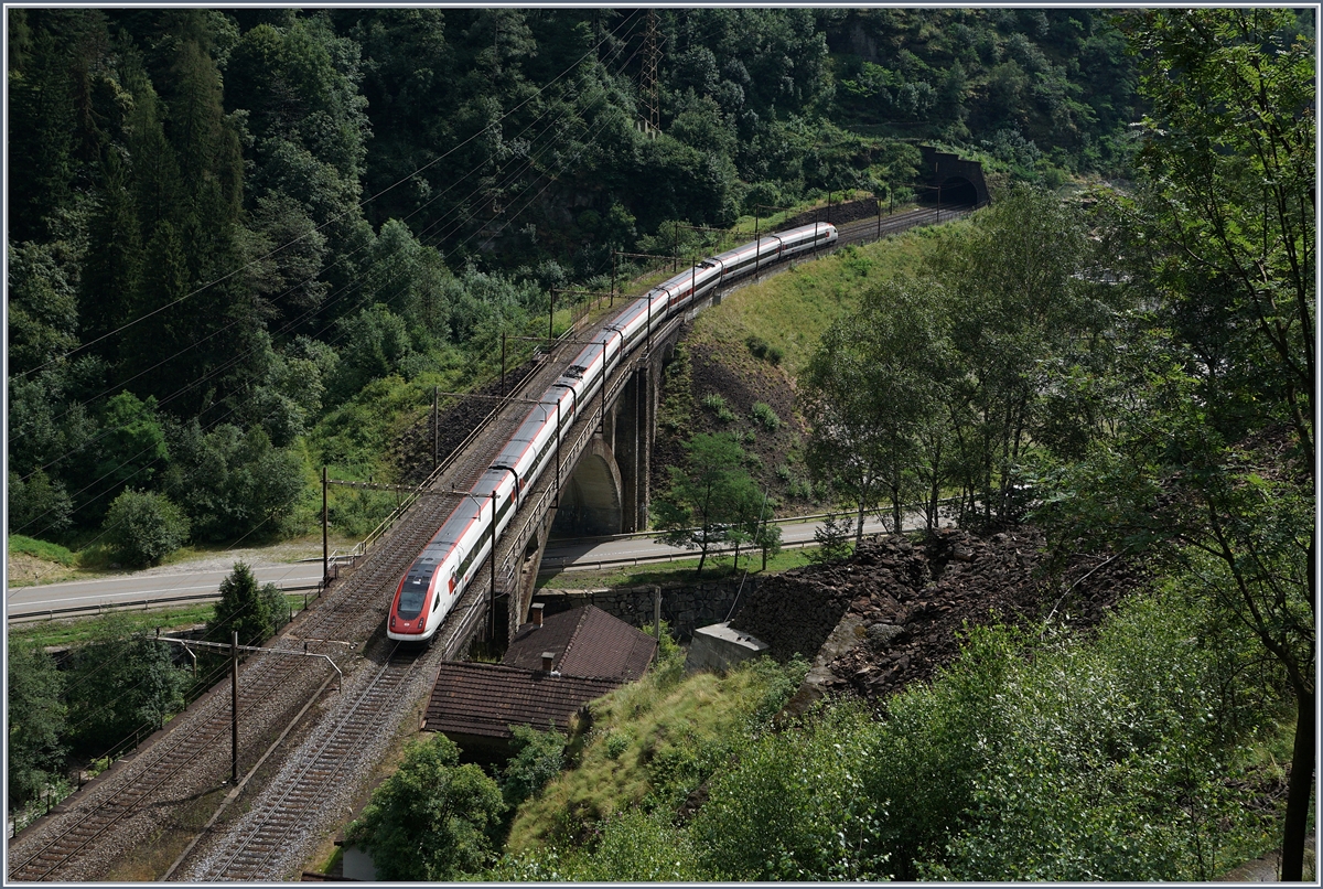 A SBB RABe 500 (ICN) on the way to nord site of the alps near Faido. 

21.07.2016