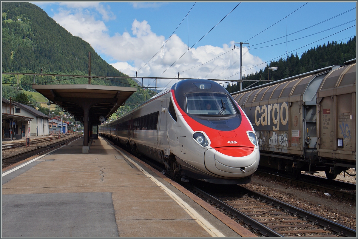 A SBB RABe 503 in Airolo.
23.06.2015