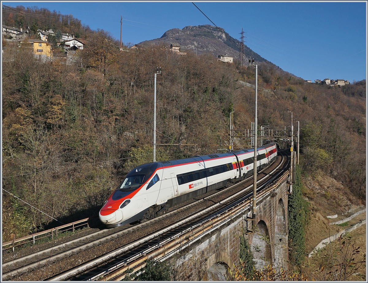 A SBB RABe 503 ETR 610 by Preglia.
21.11.2017