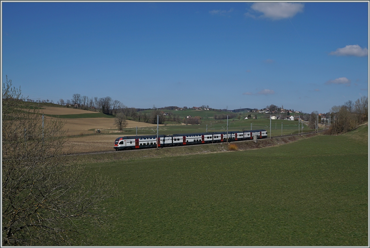 A SBB RABe 511 from Romont to Geneva by Puidoux. 26.03.2016