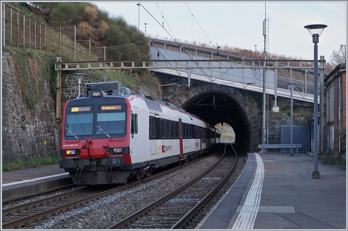 A SBB RBDe 560 Domino in Lutry.
03.11.2017