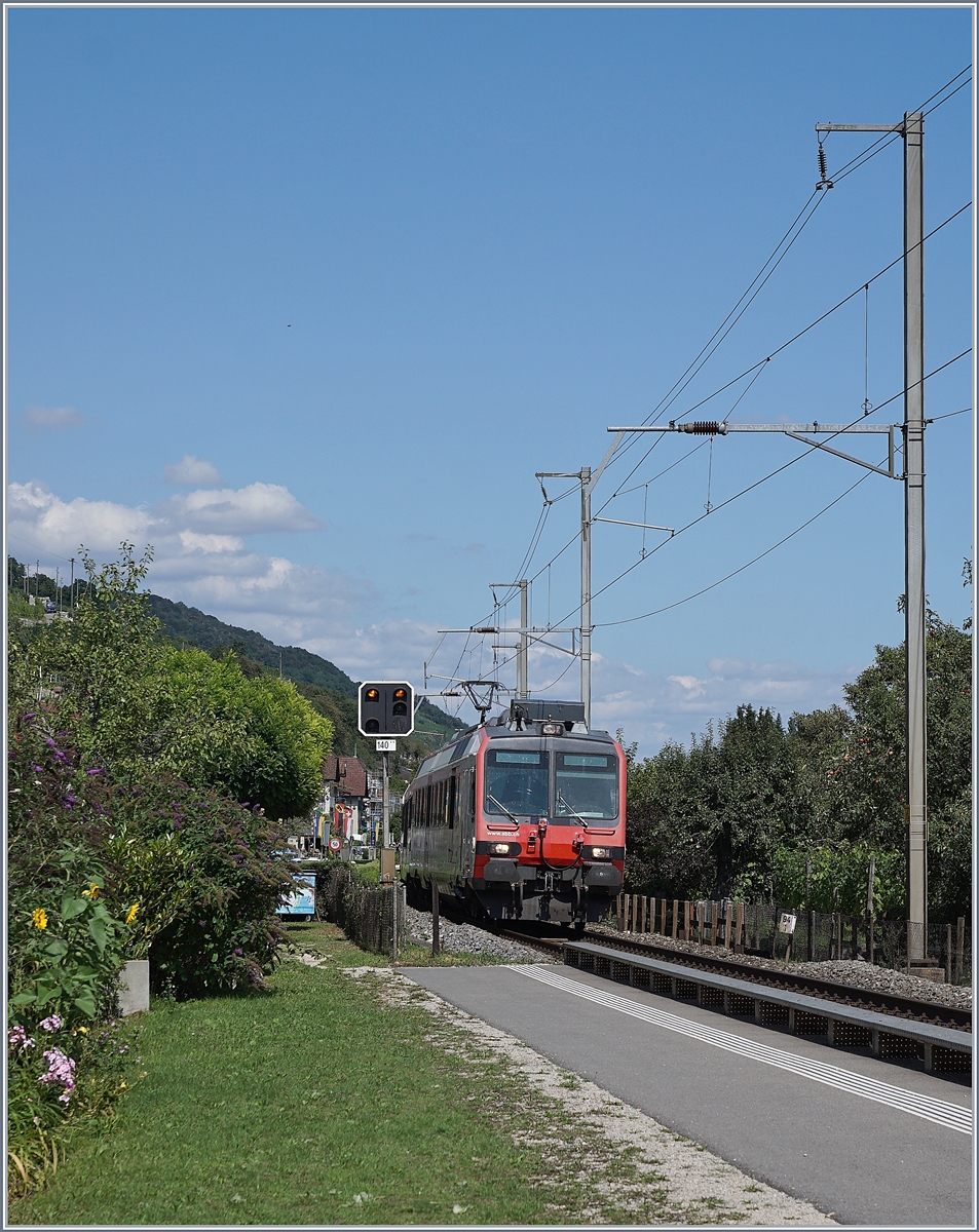 A SBB RBDe 560  Domino  from Biel/Bienne to Neuchâtel in Ligernz. 

14.08.2019