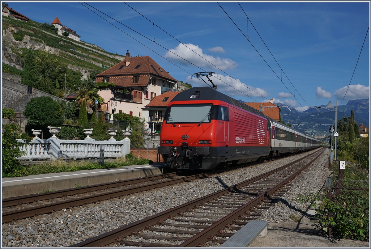 A SBB Re 460 with an IR to Brig by St Saphorin. 26.08.2018
