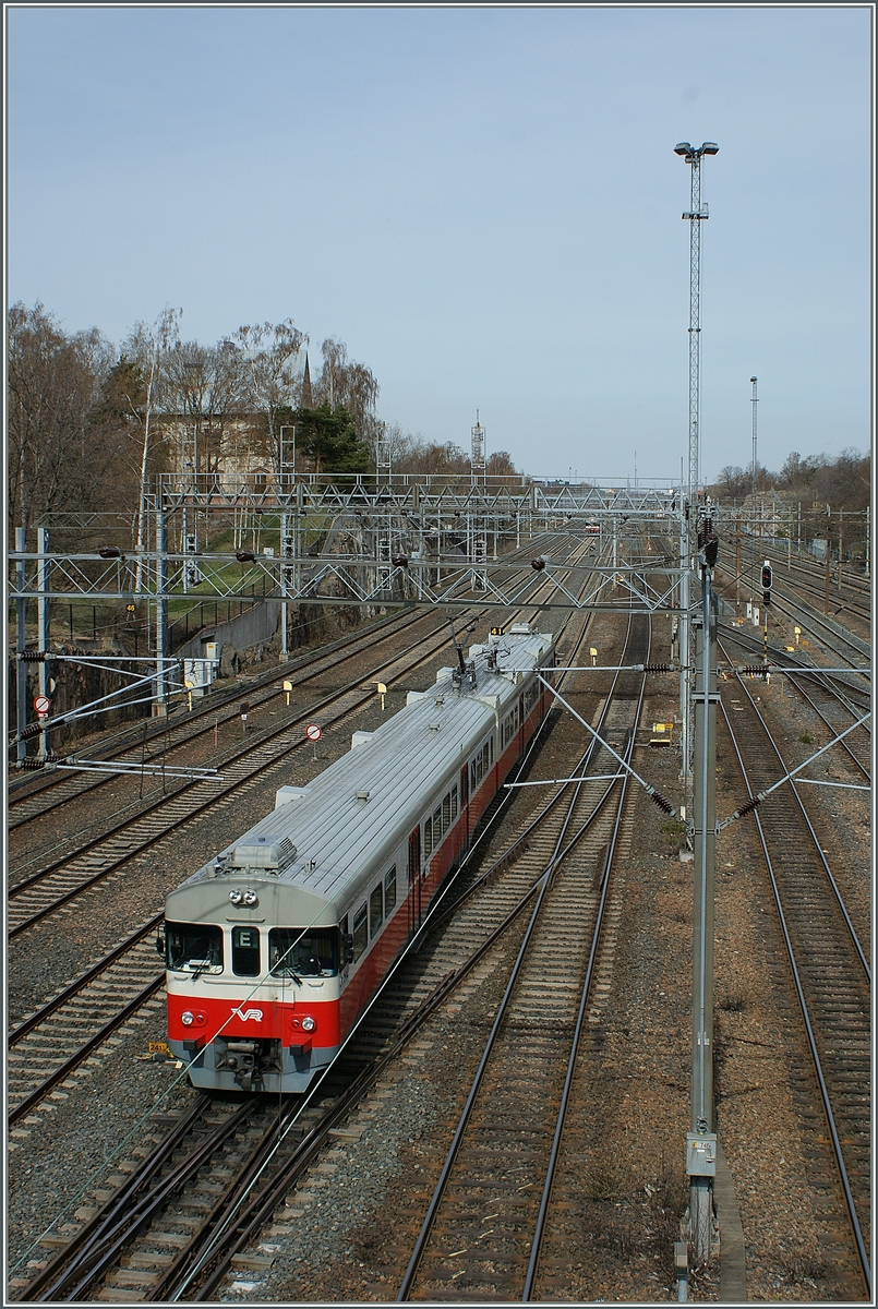 A Sm2 near the Helsinki Main Station.
30.04.2012 