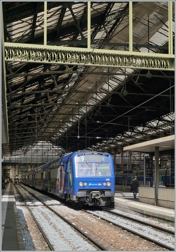 A SNCF Z 23500 in Paris Gare de Lyon for a Transilien service.
16.04.2016