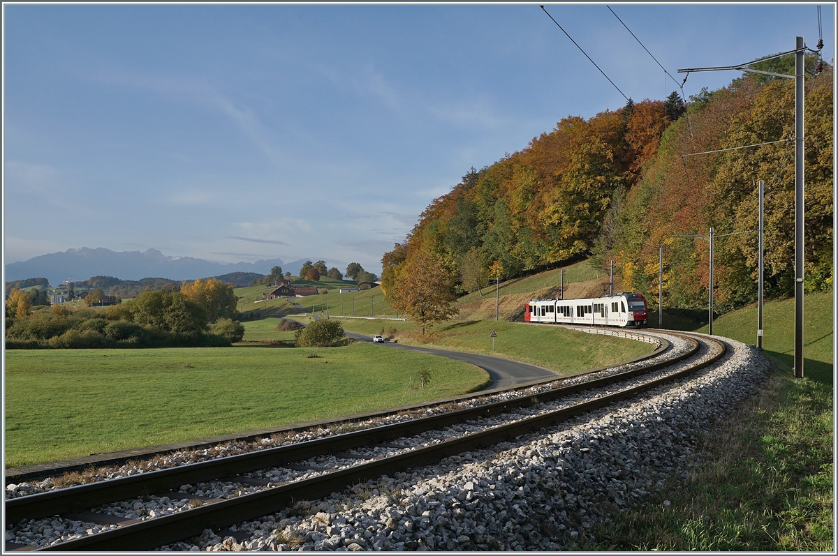 A TPF SURF between Châtel St Dennis and Semsales on the way to Bulle. 

22.10.2020