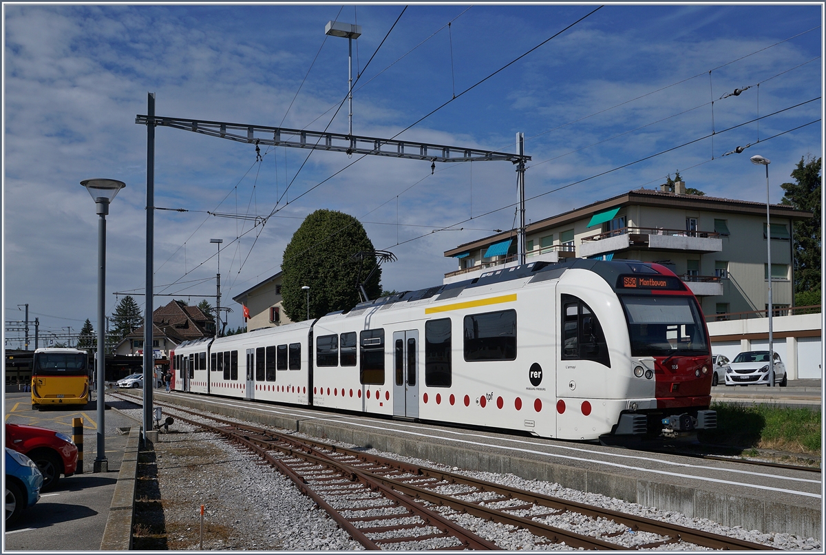 A TPF SURF is waiting in Palézieux to his Departure to Montbovon.
24.06.2018