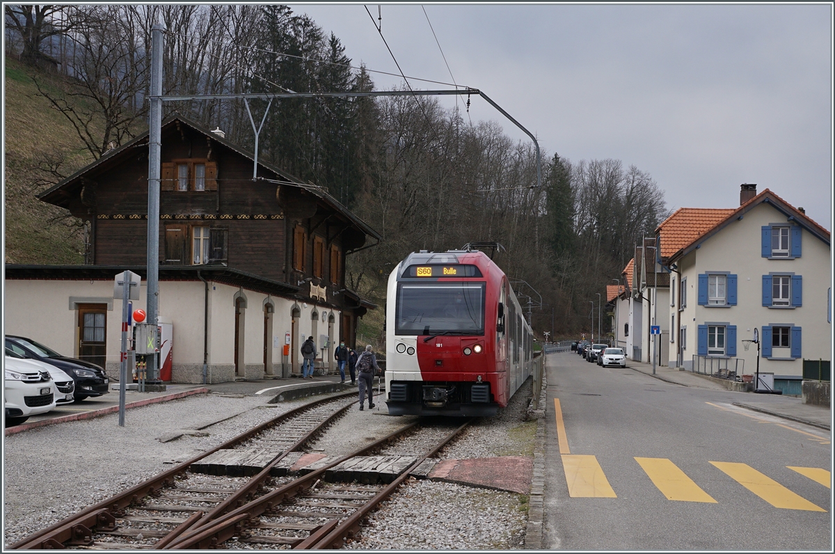 A TPF SURF on the old Broc Farbrique Station.

03.04.2021