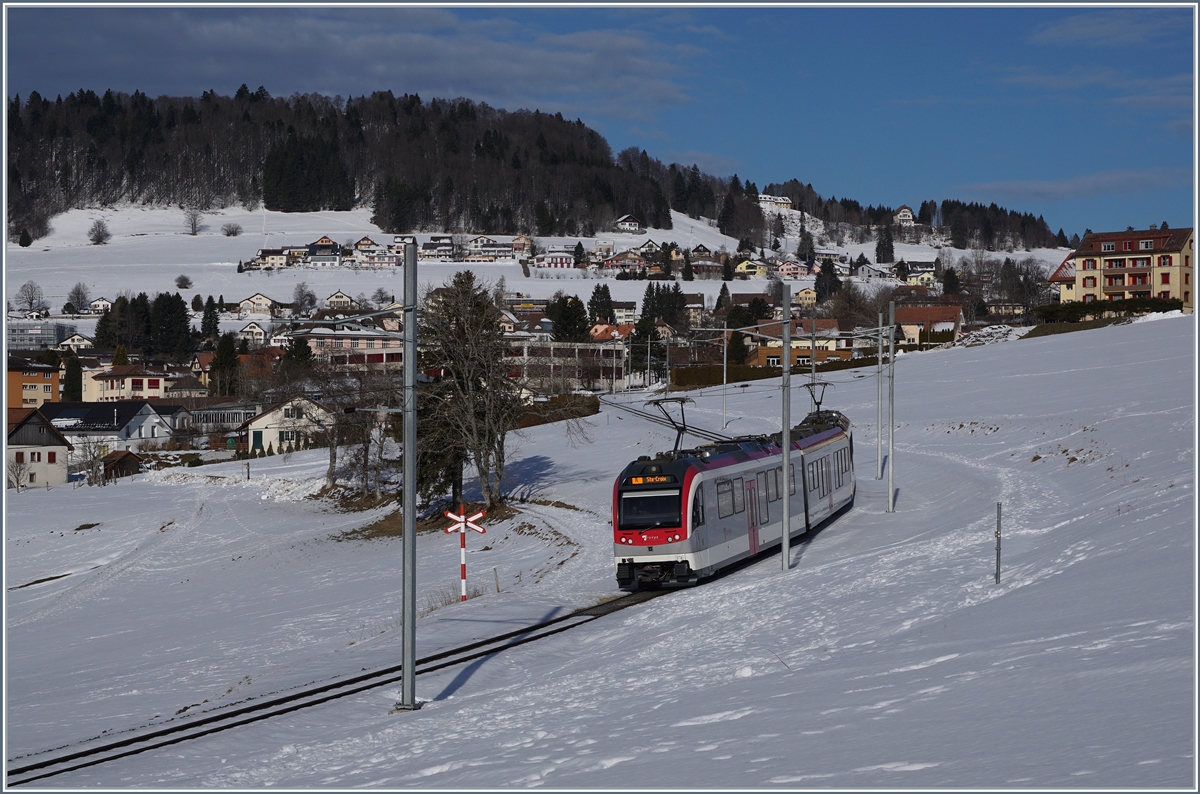 A TRAVYS local train by Ste Croix.
14.02.2017