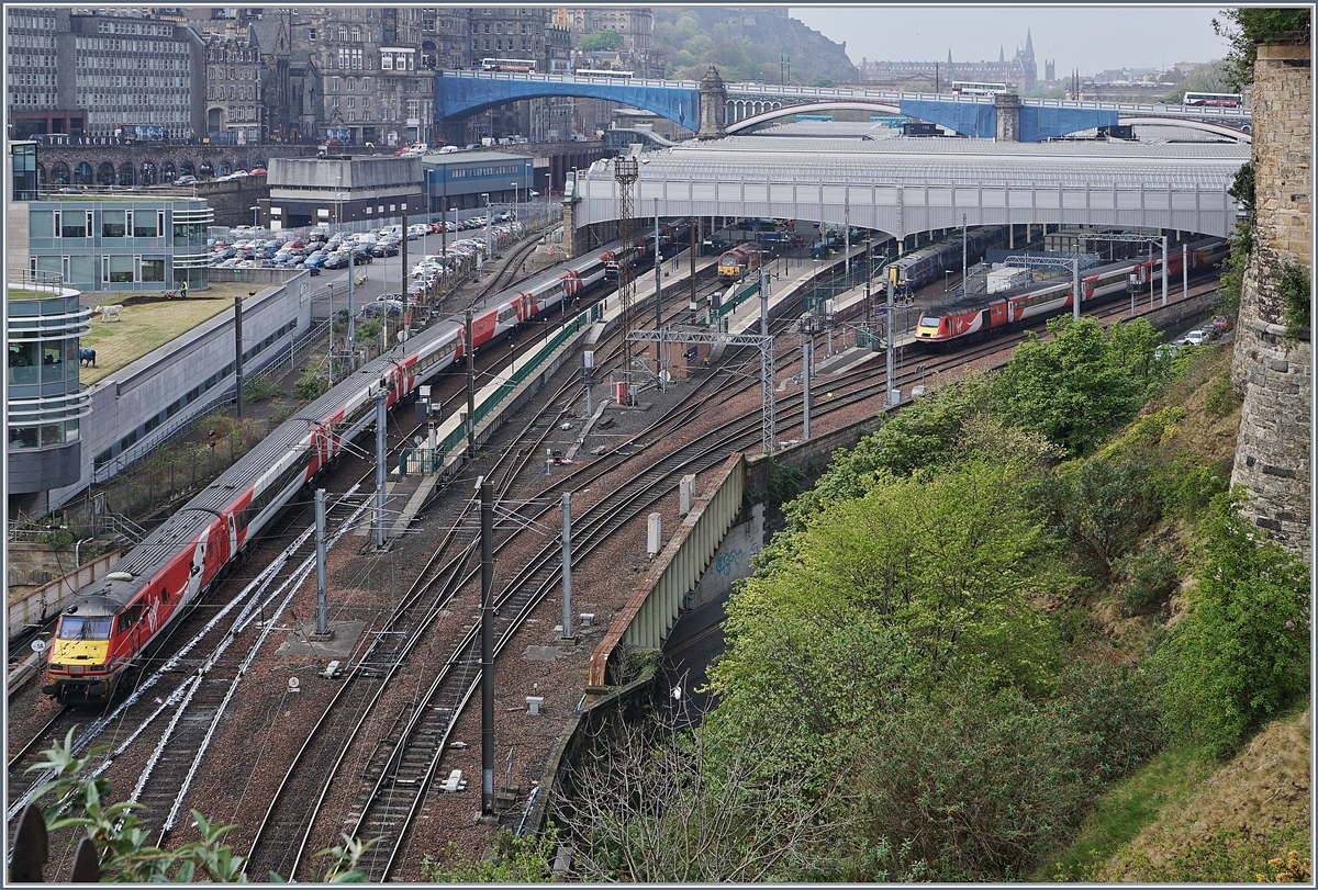 A Virgin Class 91 in Edinburgh Waverley.
02.05.2017 