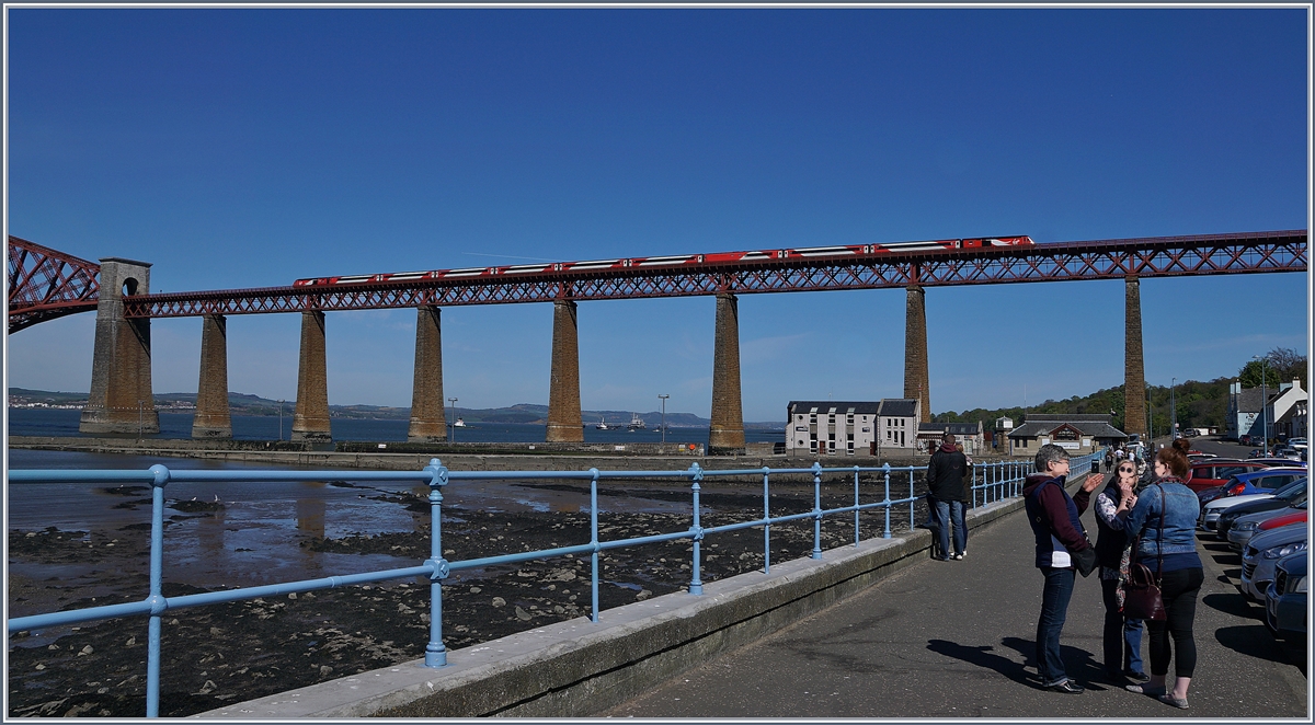 A Virgin Train East Coast HST 125 Class 43 on the Forth Bridge. 
03.05.2017 