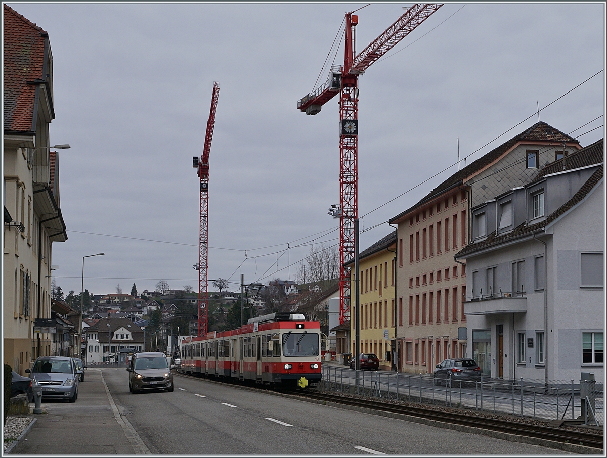 A WB BDe 4/4 with his local service by Niederdorf.

21.03.2021