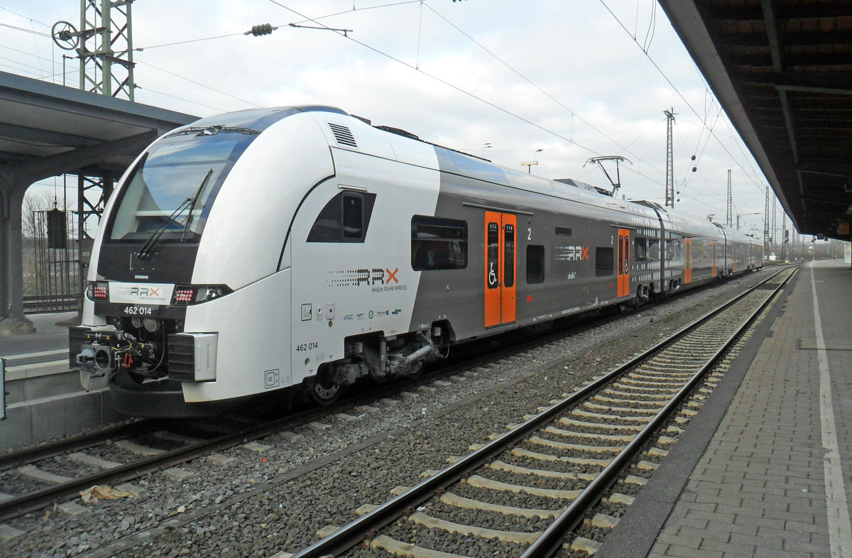 Abellio 462 014 stands on 28 December 2018 in Hamm.