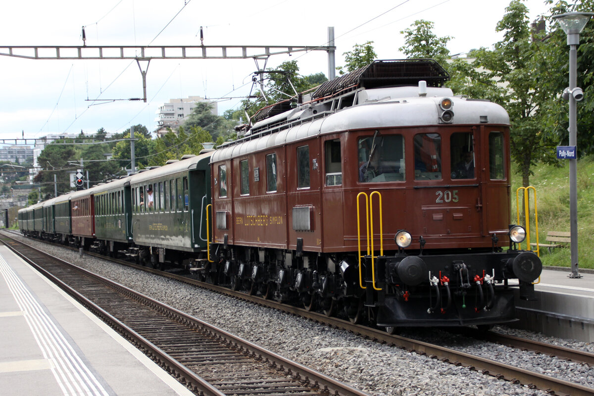 ROXY 3 RAIL ELECTRIC LOCOMOTIVE Ae 6/8 BERN LÖTSCHBERG SIMPLON N° 206