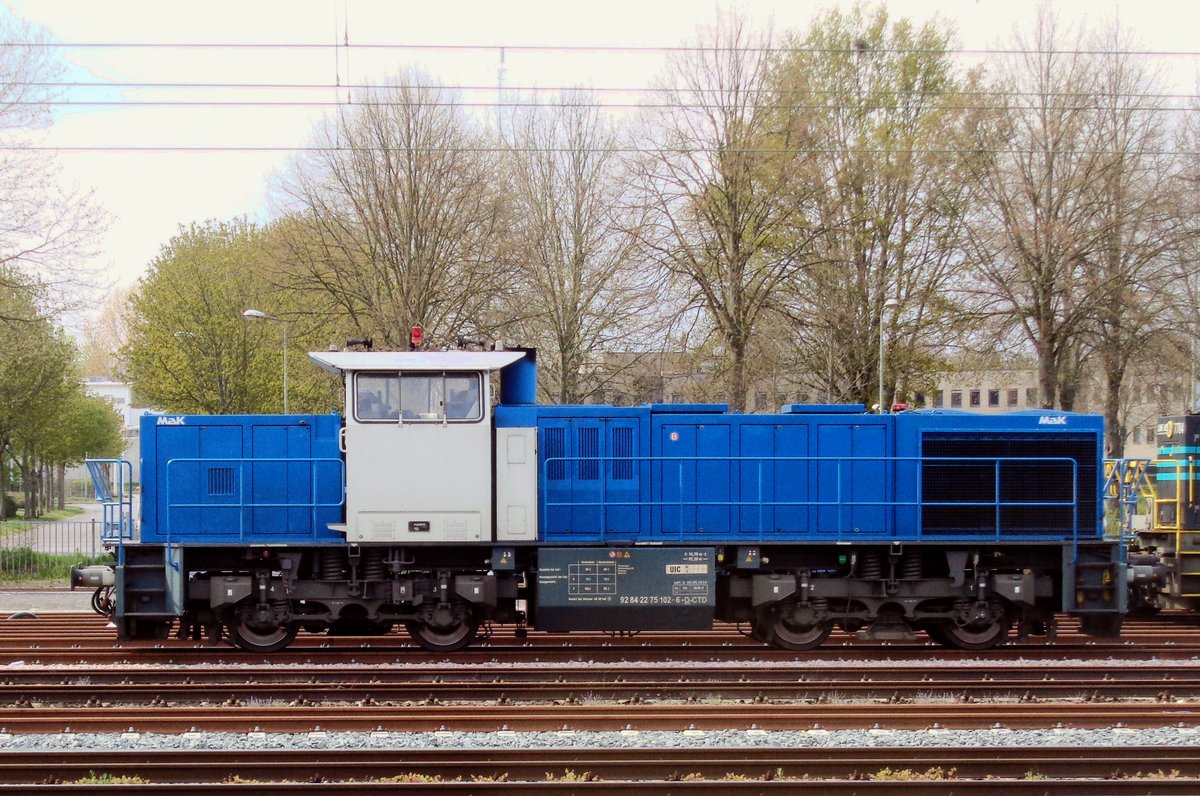 Alpha Trains 275 102 stands stabled at Sittard on 13 April 2019.