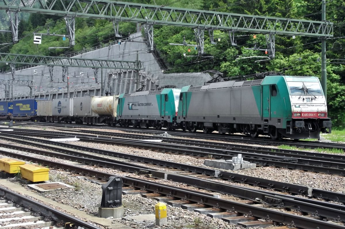 Alpha Trains 483 004 hauls an intermodal service out of Brennero on 4 June 2015.