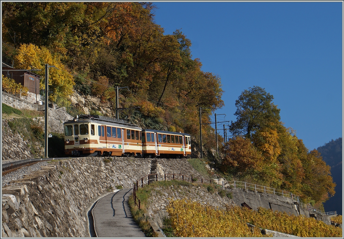 An A-L Local train over Aigle.
01.11.2015