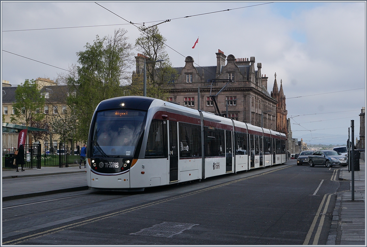 An Edinburg Tram in the St Andrew Street on the way to the Airport.

03.05.2017