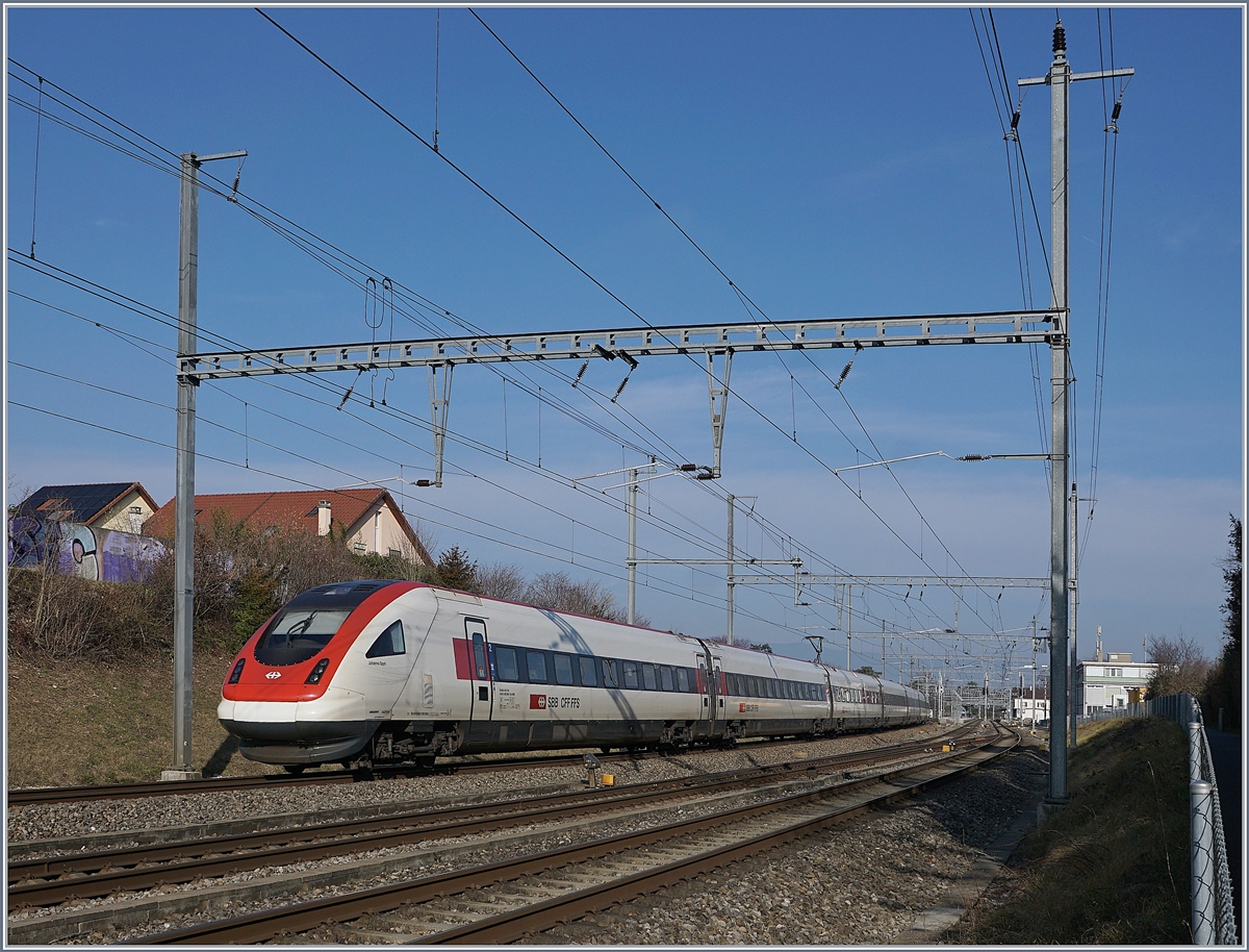 An ICN from Geneva to Zürich in Coppet.

21.01.2020