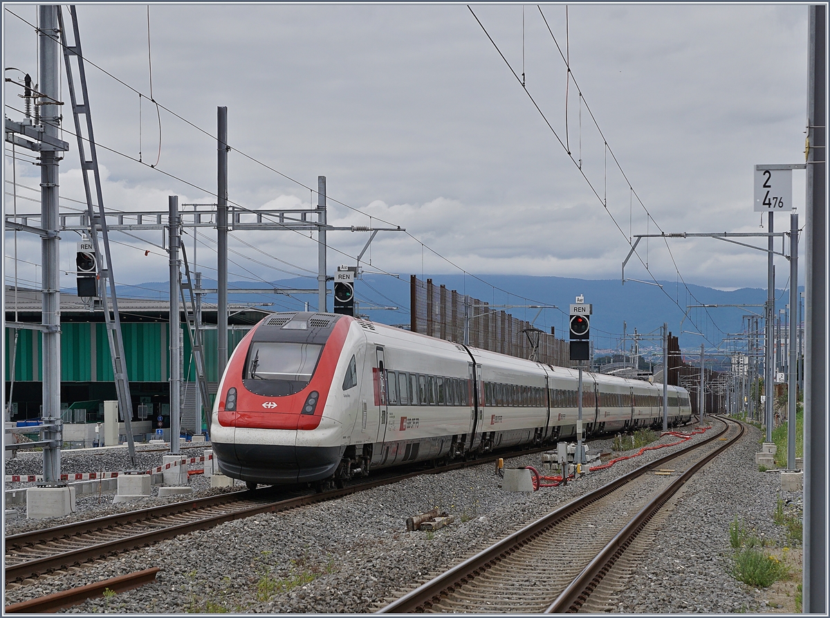 An ICN on the way to St.Gallen in Prilly Malley.

17.07.2020