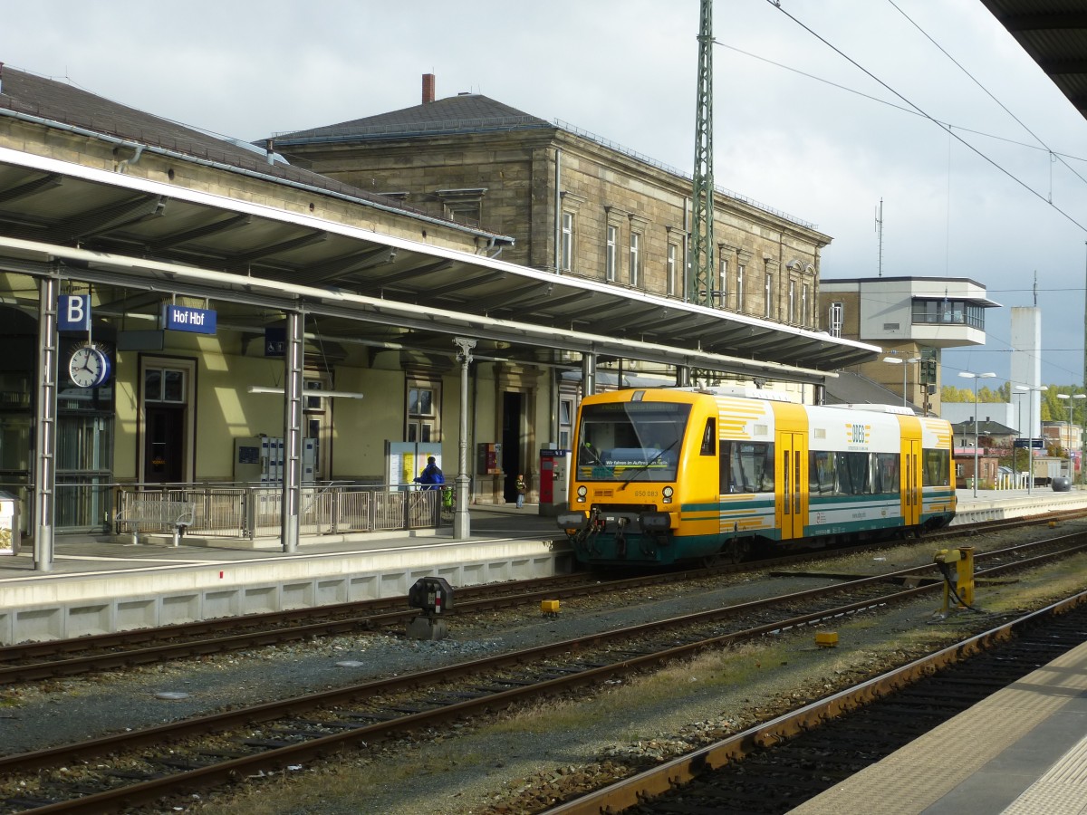 An ODEG VT 650 is arriving in Hof main station on Okotber 12th 2013.