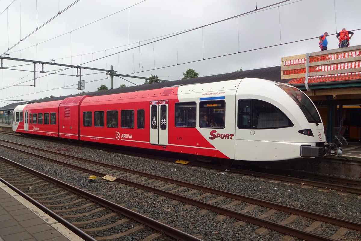 Arriva 253 stands in Apeldoorn on 15 July 2019.