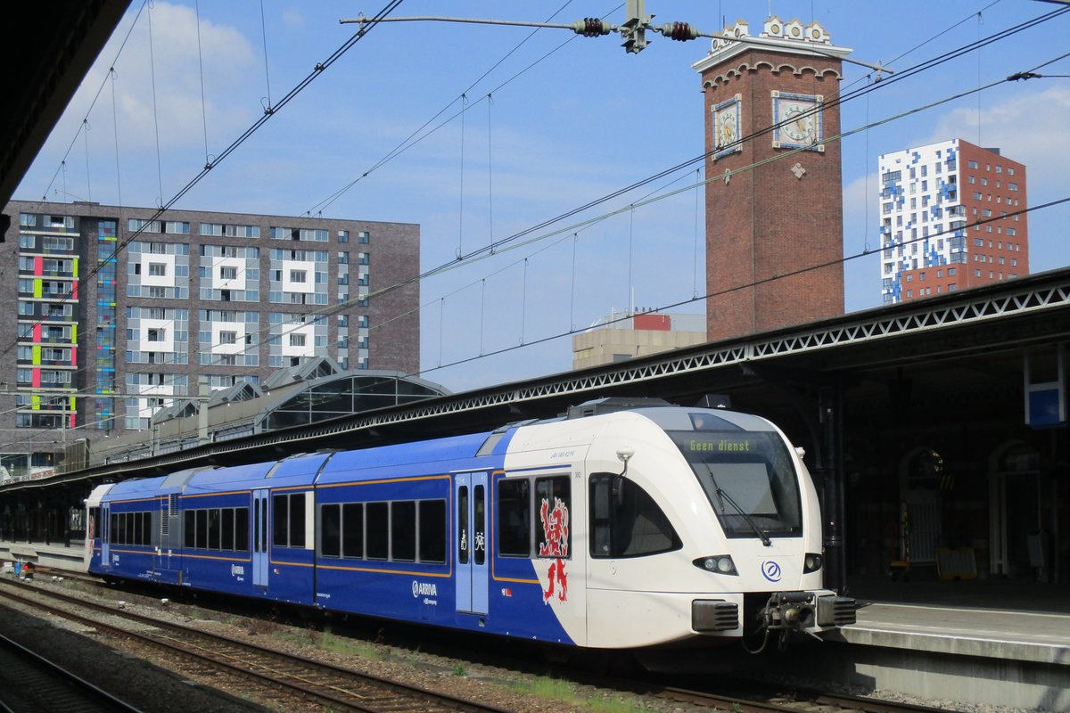 Arriva 384 stands at Nijmegen on 23 July 2018.