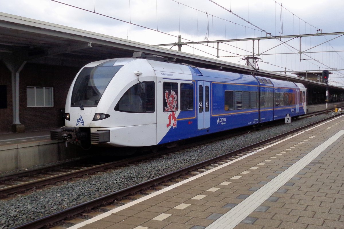 Arriva 430 stands in Sittard on 13 April 2019.