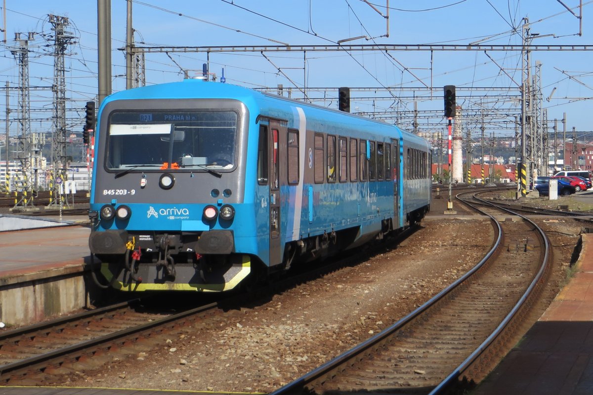 Arriva CZ 845 203 leaves Praha hl.n. on 20 September 2020.