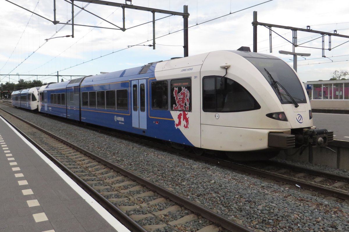 Arriva Limburg 281 quits Blerick on 27 August 2020.