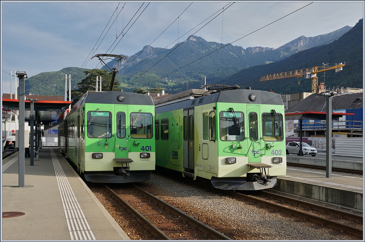 ASD BDe 4/4 401 and 402 in Aigle.

01.09.2019