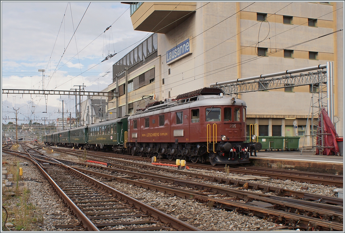 ROXY 3 RAIL ELECTRIC LOCOMOTIVE Ae 6/8 BERN LÖTSCHBERG SIMPLON N° 206