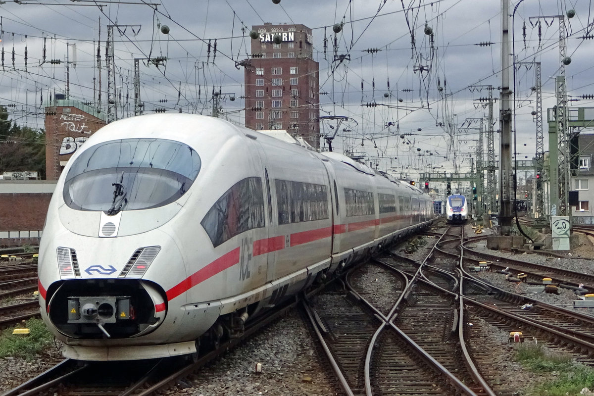 Back shot on ICE 406 053 leaving Köln Hbf on 20 February 2020.